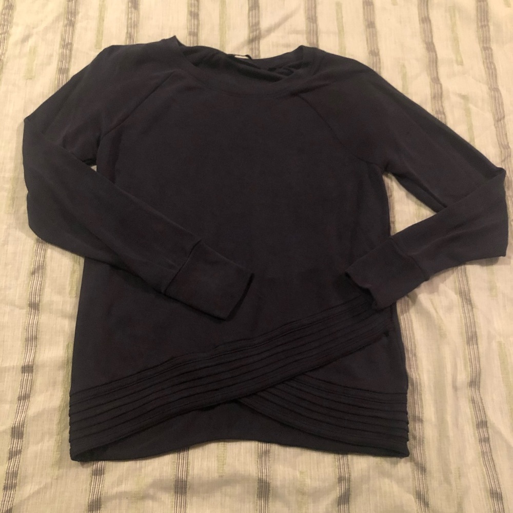 Athleta criss cross navy sweatshirt XXS